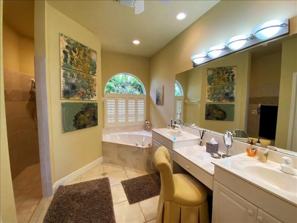 Stunning Three Bedroom Vacation Pool Home
