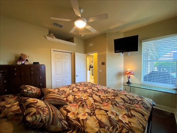 Stunning Three Bedroom Vacation Pool Home