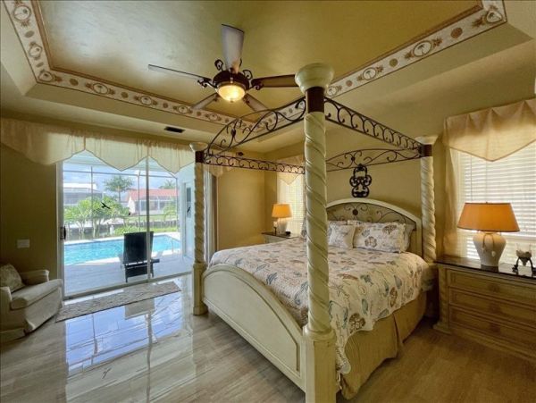 Marco Island Home 1026963