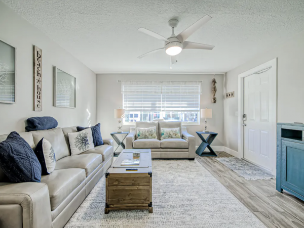 Rent one Side or Both Sides of this Palm Beach Duplex