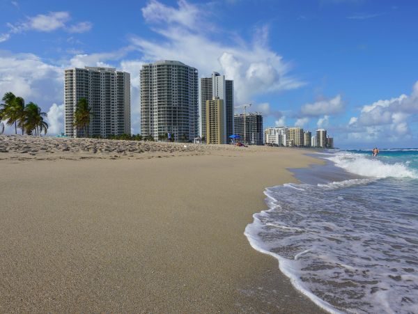 Palm Beach Condo 1026971