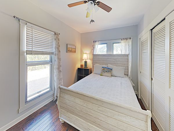 Palm Beach Bungalow with 3 Bedrooms