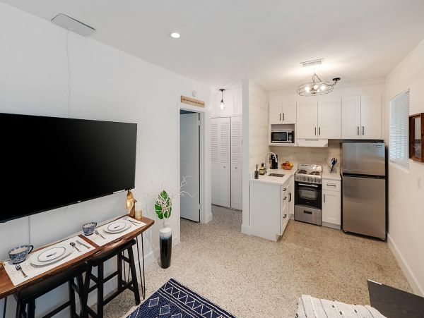 Palm Beach Condo 1026975