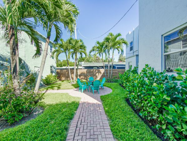 Palm Beach Condo 1026981