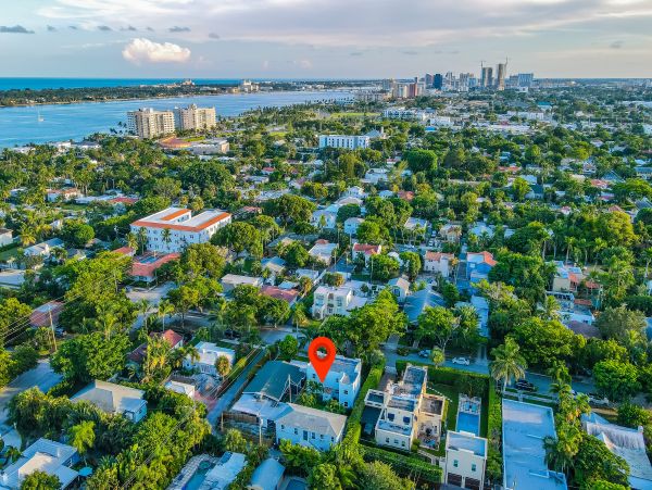 Palm Beach Condo 1026981