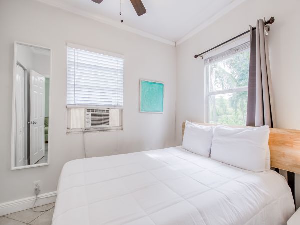 Palm Beach Condo 1026990