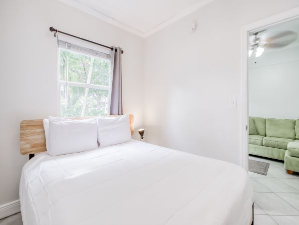 Palm Beach Condo 1026990