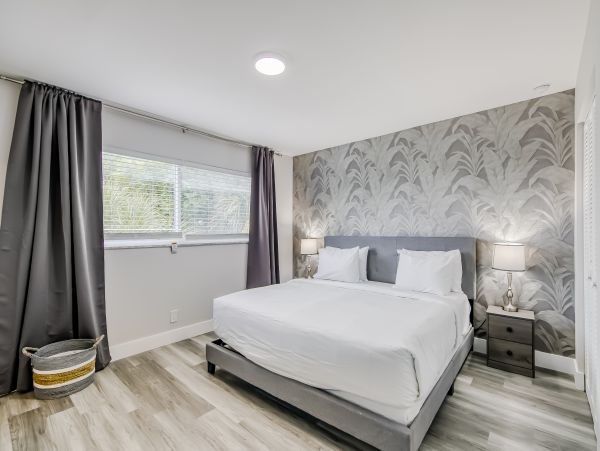 Palm Beach Condo 1026993