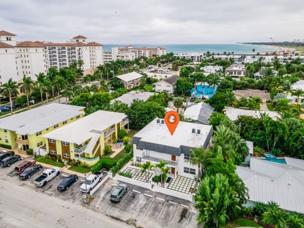 Palm Beach Condo 1026993
