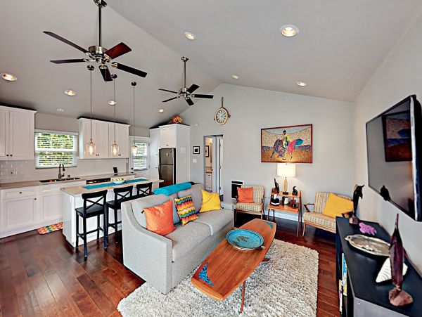 Manhattan Beach Home 1026995