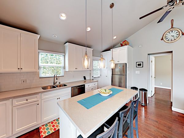 Manhattan Beach Home 1026995