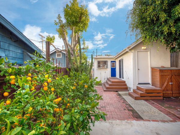 Manhattan Beach Home 1026996