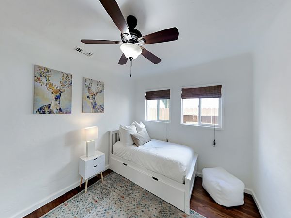 Manhattan Beach Home 1026999