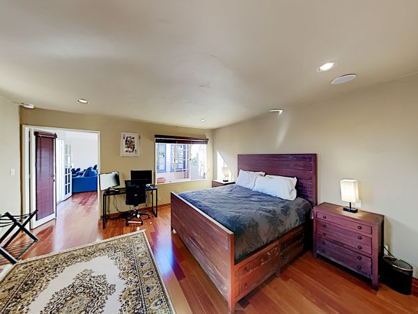 Manhattan Beach Home 1027001