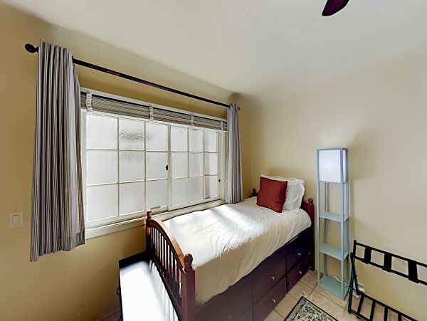 Manhattan Beach Home 1027001