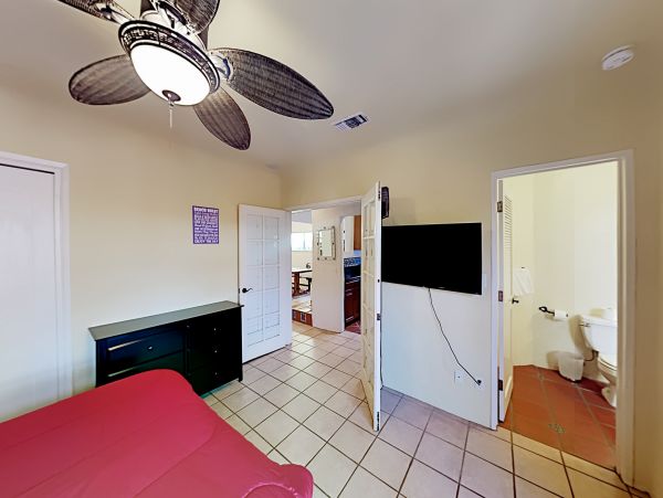 Manhattan Beach Home 1027001