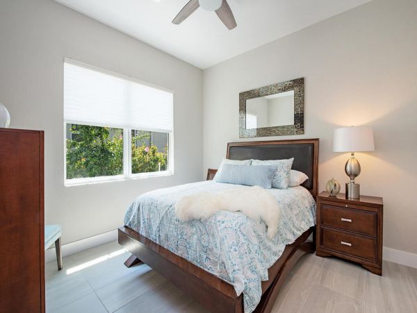 Beautiful & Cozy 4 Bedroom Vacation Home with Private Pool