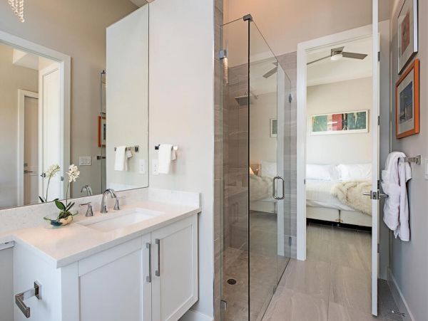 Beautiful & Cozy 4 Bedroom Vacation Home with Private Pool