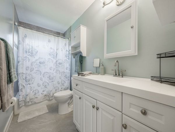 Cape Coral Vacation Pool Home Three Bedroom