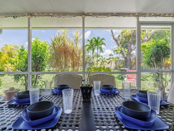 Cape Coral Vacation Pool Home Three Bedroom
