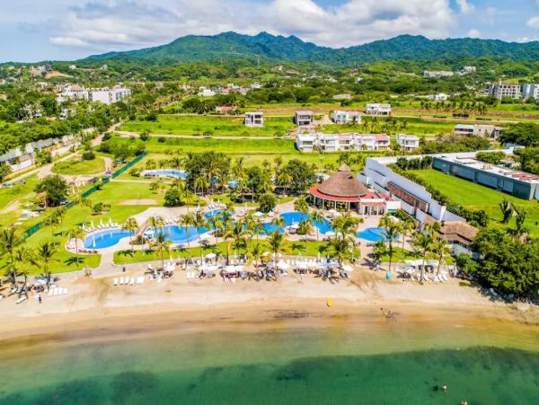 Luxury Four Bedroom Vacation Home in Puerto Vallarta