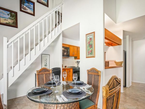 3 Bedroom Vacation Condo with Golf Course and Close to Beach