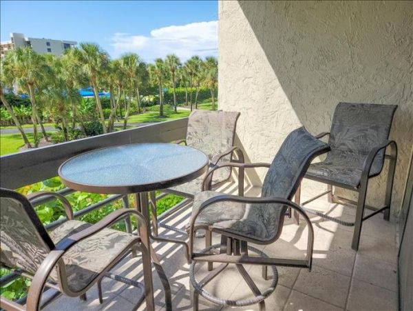 Longboat Key Vacation Condo Two Bedroom