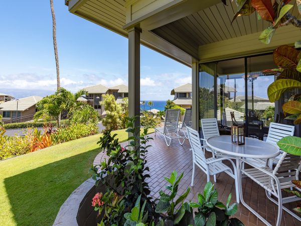 Beautiful Kapalua Vacation Villa Walk to Beach Sleeps 4