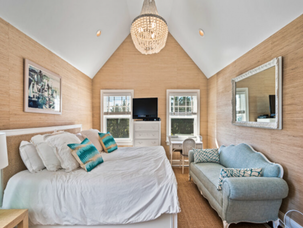Luxury Hamptons Vacation Pool Home Six Bedrooms Sleeps 12