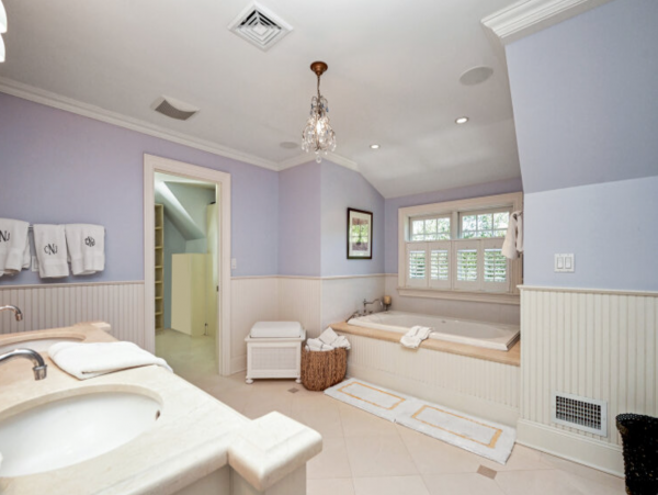 Luxury Hamptons Vacation Pool Home Six Bedrooms Sleeps 12