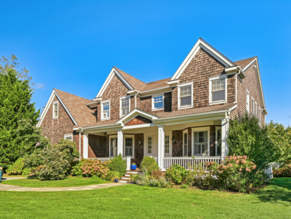 Luxury Hamptons Vacation Pool Home Six Bedrooms Sleeps 12