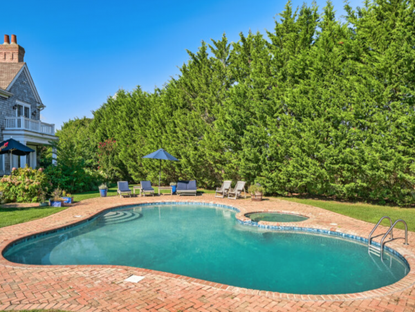 Luxury Hamptons Vacation Pool Home Six Bedrooms Sleeps 12