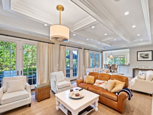 Luxury Hamptons Vacation Pool Home Six Bedrooms Sleeps 12