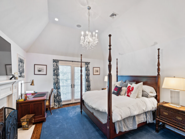 Luxury Hamptons Vacation Pool Home Six Bedrooms Sleeps 12
