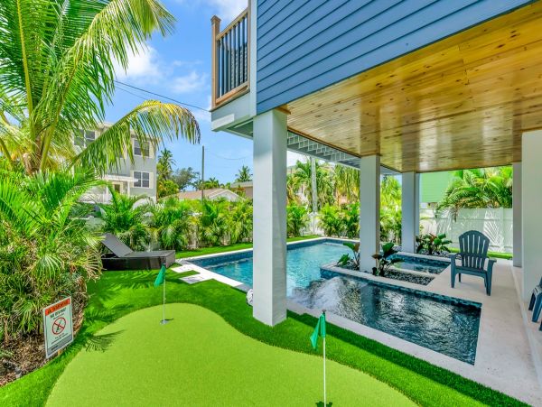 Bradenton Beach Luxury Vacation Pool Home Five Bedrooms