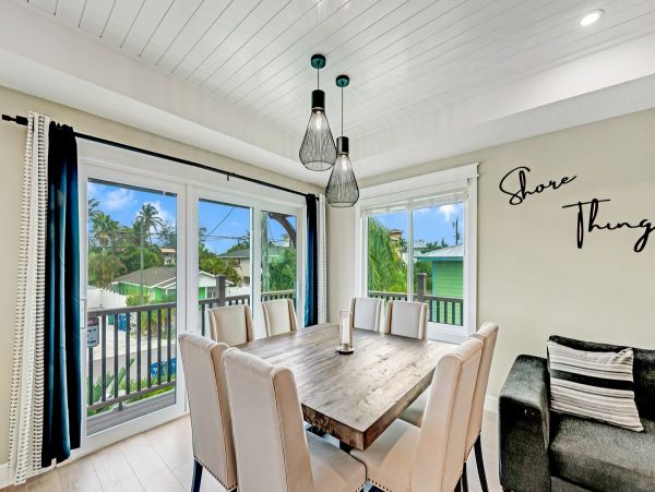 Bradenton Beach Luxury Vacation Pool Home Five Bedrooms