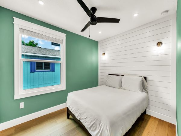 Bradenton Beach Luxury Vacation Pool Home Five Bedrooms
