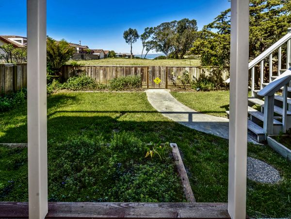 Santa Cruz County Home 1027022