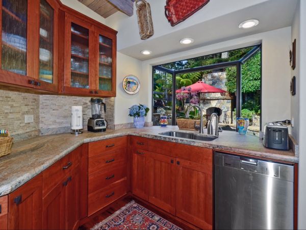 Santa Cruz County Home 1027024