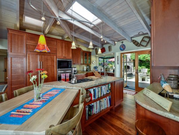 Santa Cruz County Home 1027024