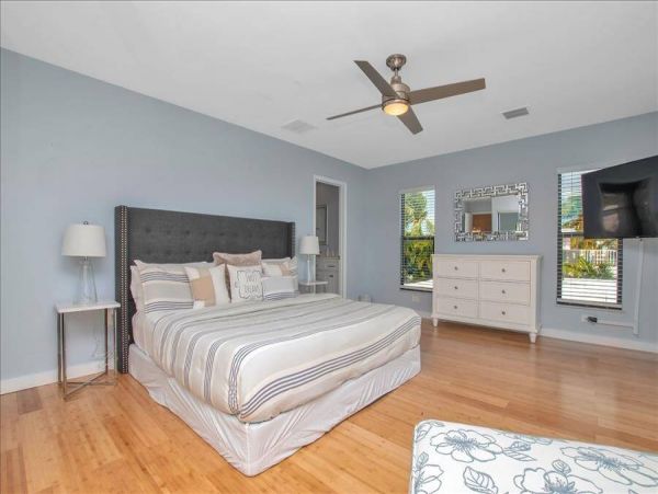 Stunning Marathon Vacation Rental: Heated Pool & Sunsets
