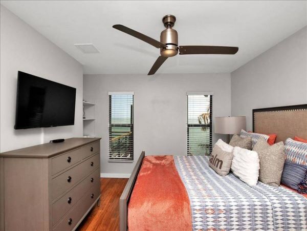 Stunning Marathon Vacation Rental: Heated Pool & Sunsets