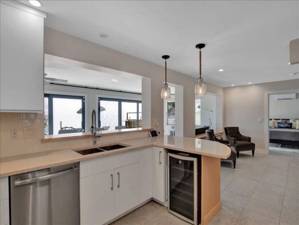 Stunning Marathon Vacation Rental: Heated Pool & Sunsets