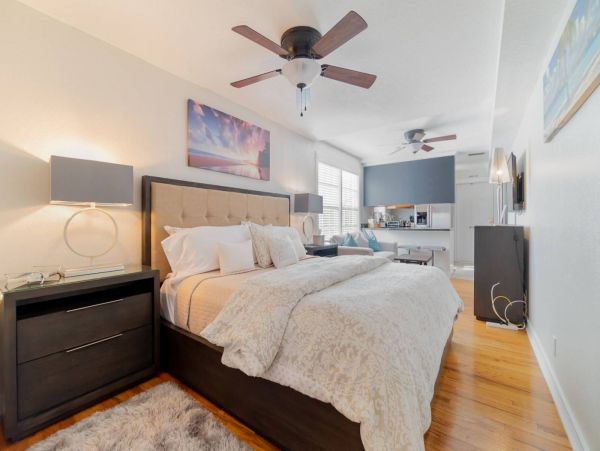 Palm Beach Condo 1027078