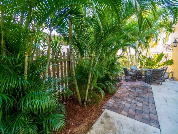 Palm Beach Condo 1027078