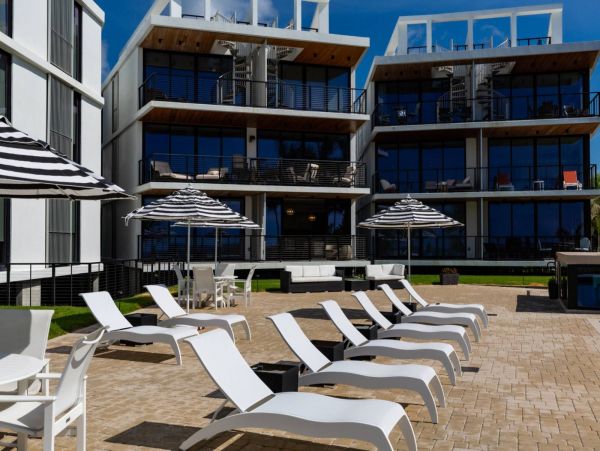 Palm Beach Condo 1027079