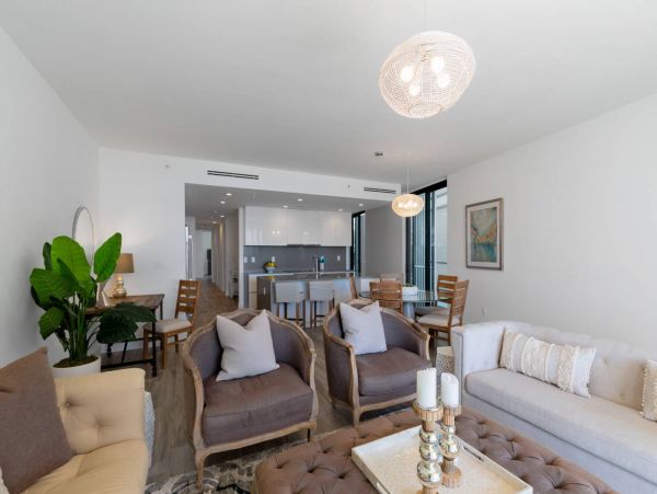 Palm Beach Condo 1027079