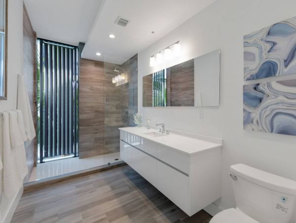 Palm Beach Condo 1027079