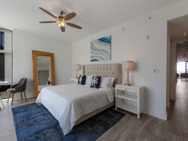 Palm Beach Condo 1027079