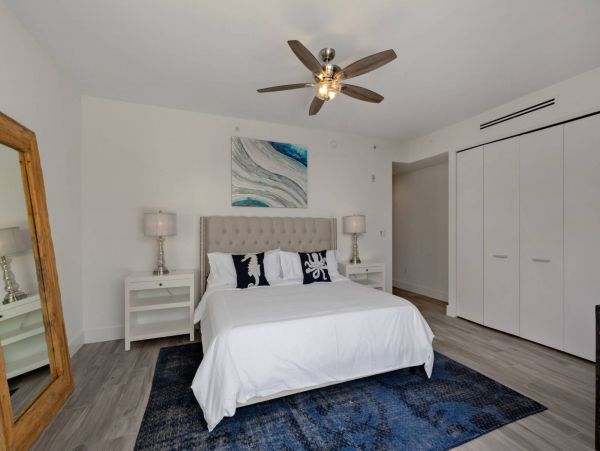 Palm Beach Condo 1027079